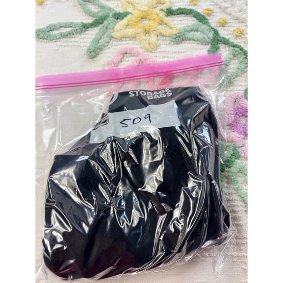 Tommy‎ Bahama XL Silk Black Graphic Back Camp Shirt Straight Up with a Twist - Picture 7 of 7